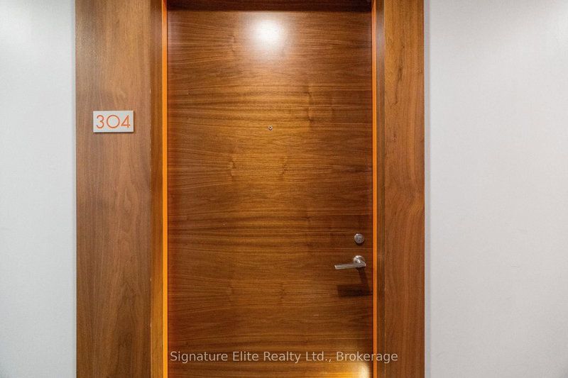 304 - 1075 Queen St E, Toronto, M4M 1K3 | Image 2