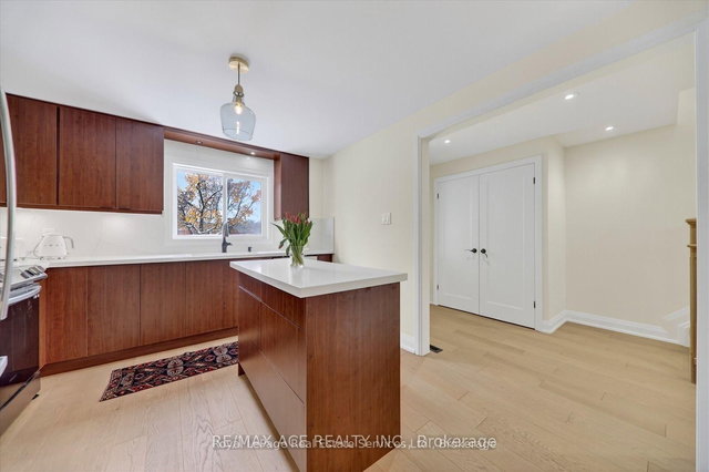 100 Brimwood Boulevard