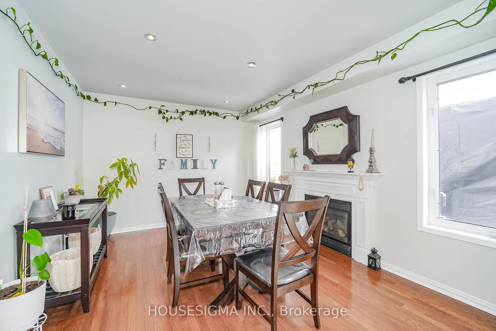 Detached House for sale at 49 Mount Pleasant Avenue, Whitby, Ontario, L1N 0E1 - Blue Grass Meadows - MLS: E12895802