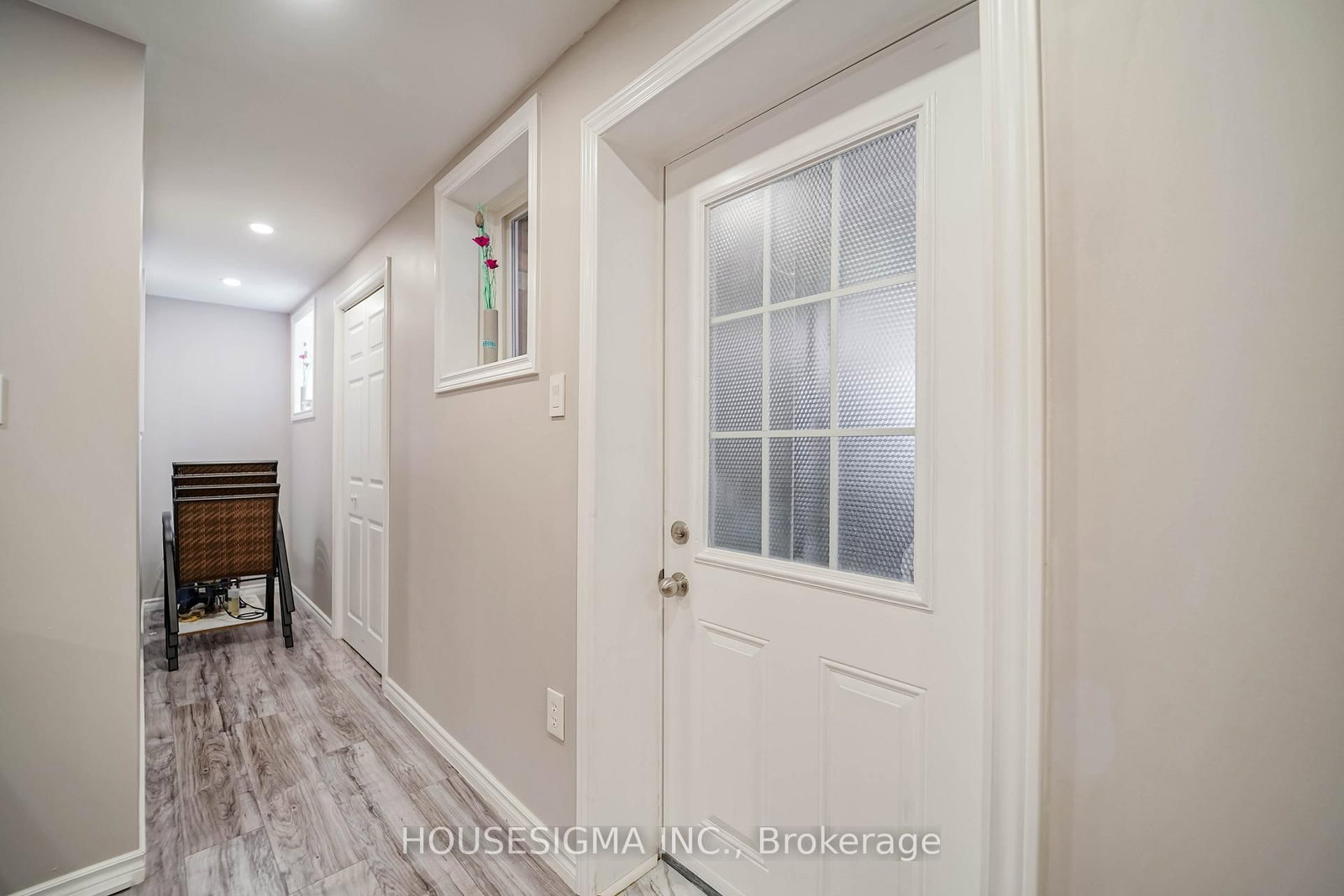 Detached House for sale at 49 Mount Pleasant Avenue, Whitby, Ontario, L1N 0E1 - Blue Grass Meadows - MLS: E12895802