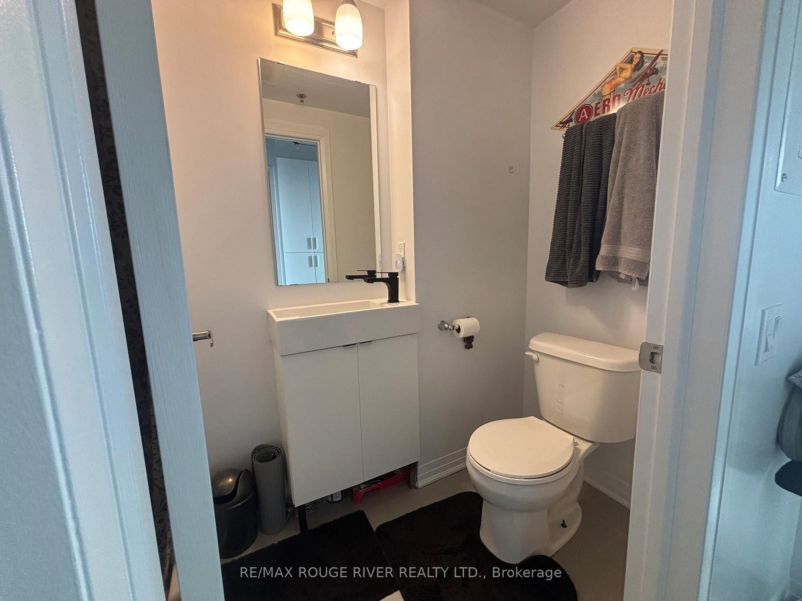 1900 Simcoe Street N, Unit 536 - Photo 10