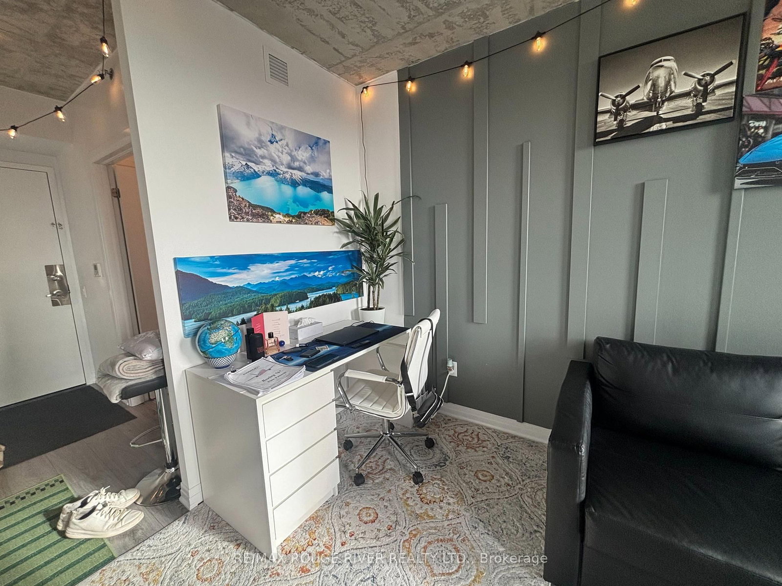 1900 Simcoe Street N, Unit 536 - Photo 17