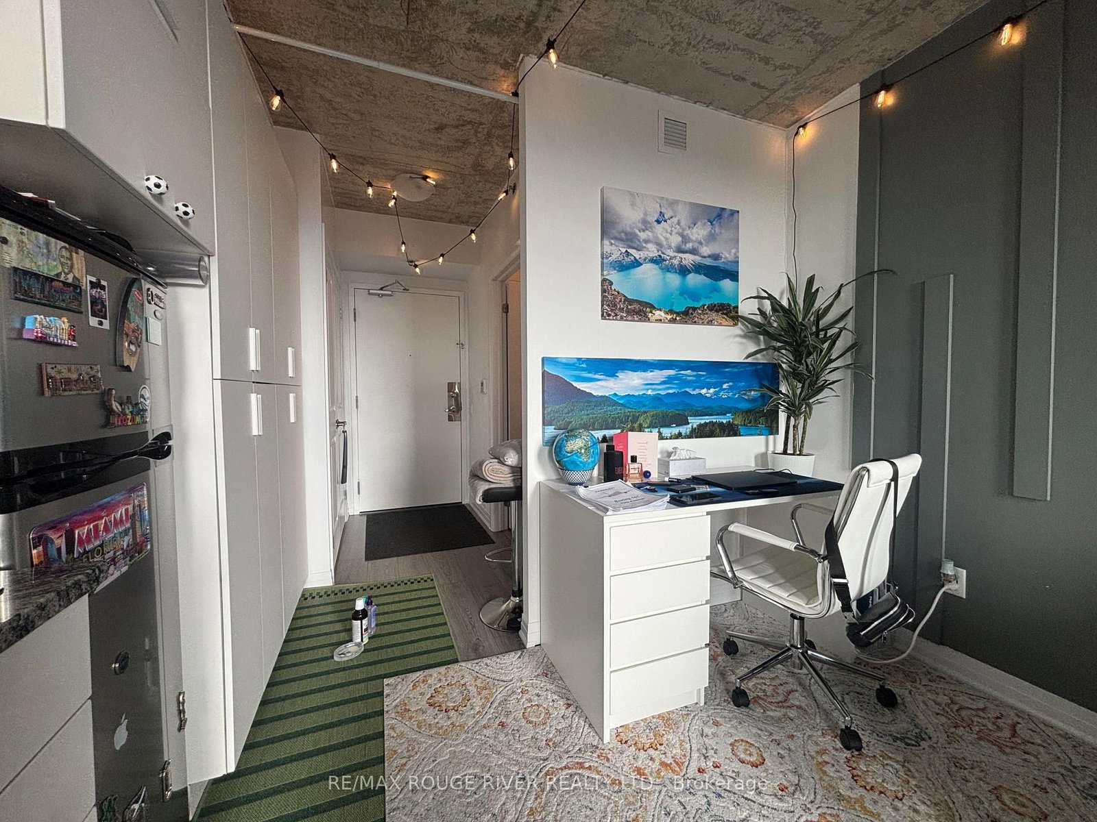 1900 Simcoe Street N, Unit 536 - Photo 18