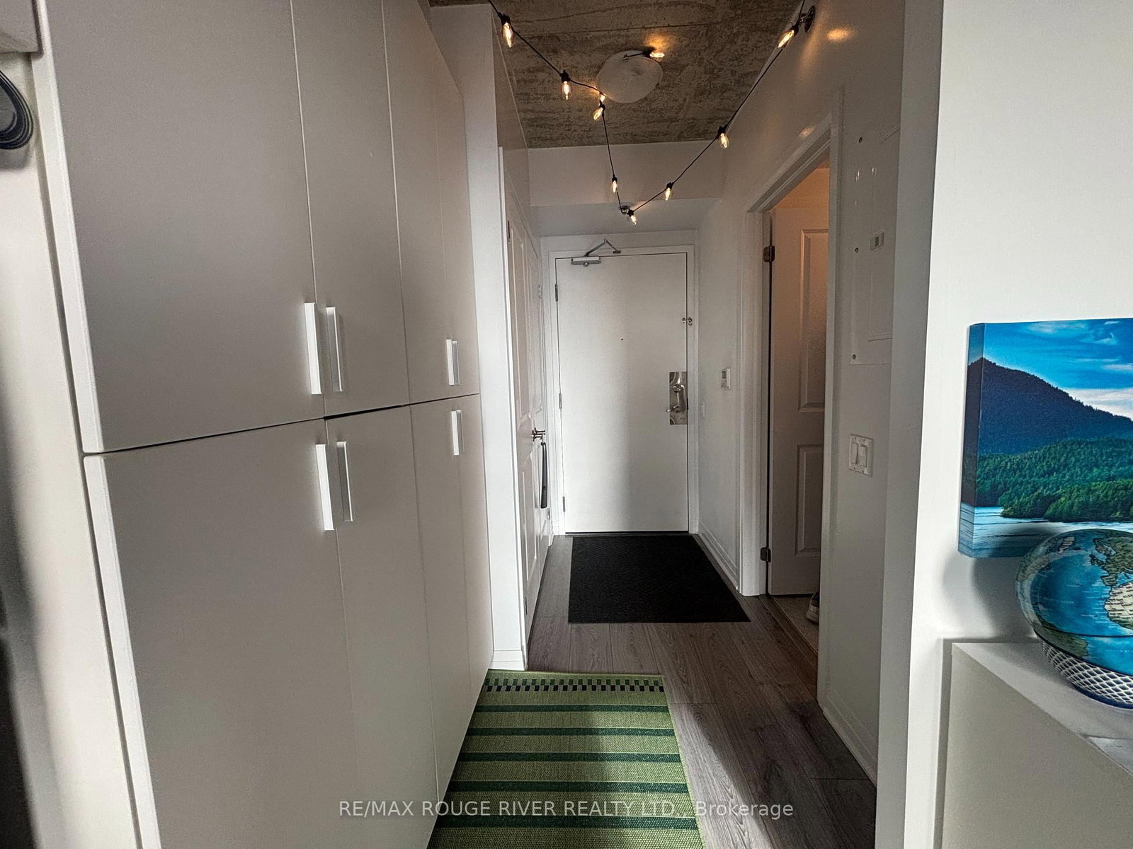 1900 Simcoe Street N, Unit 536 - Photo 21