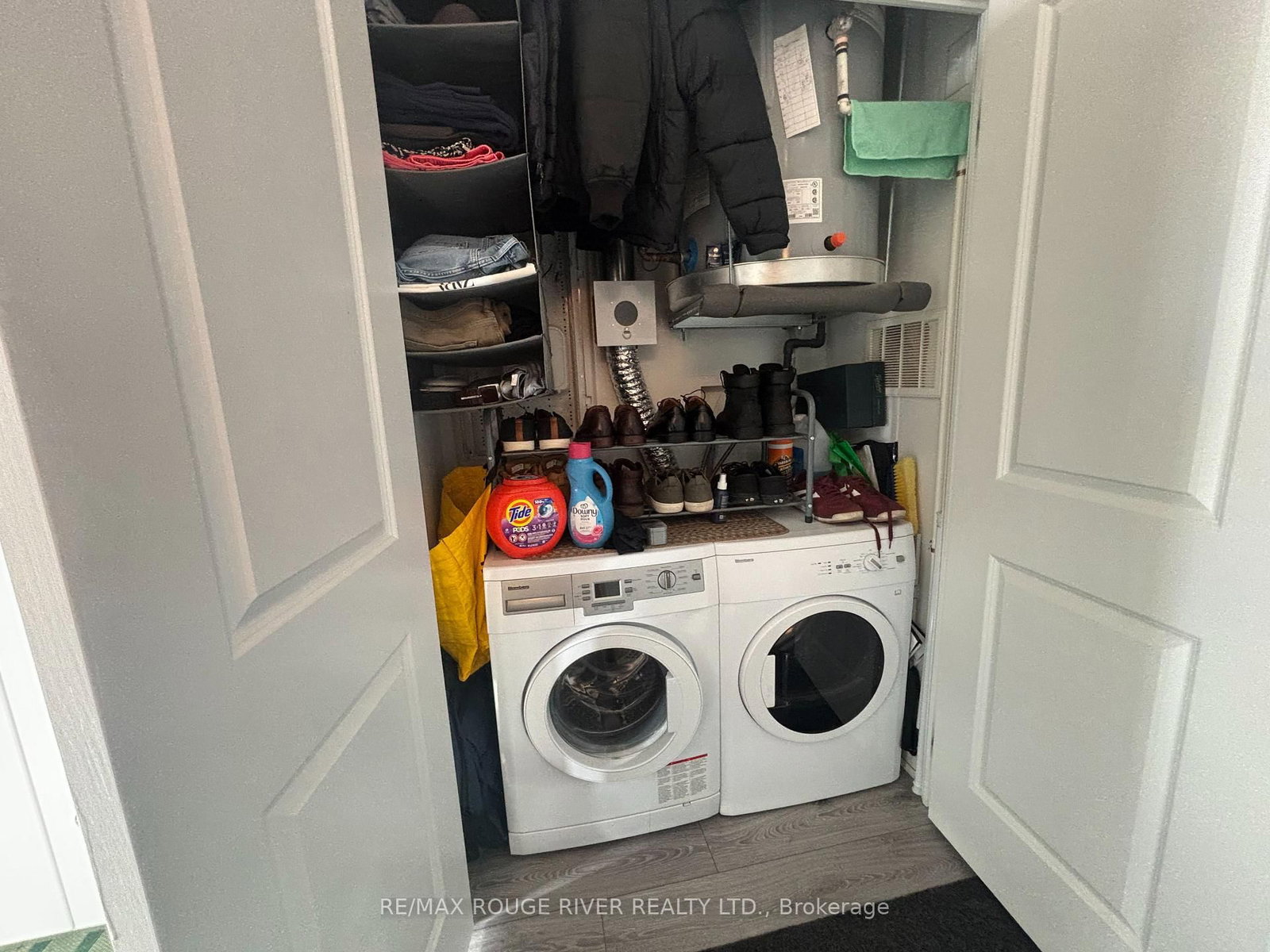 1900 Simcoe Street N, Unit 536 - Photo 23