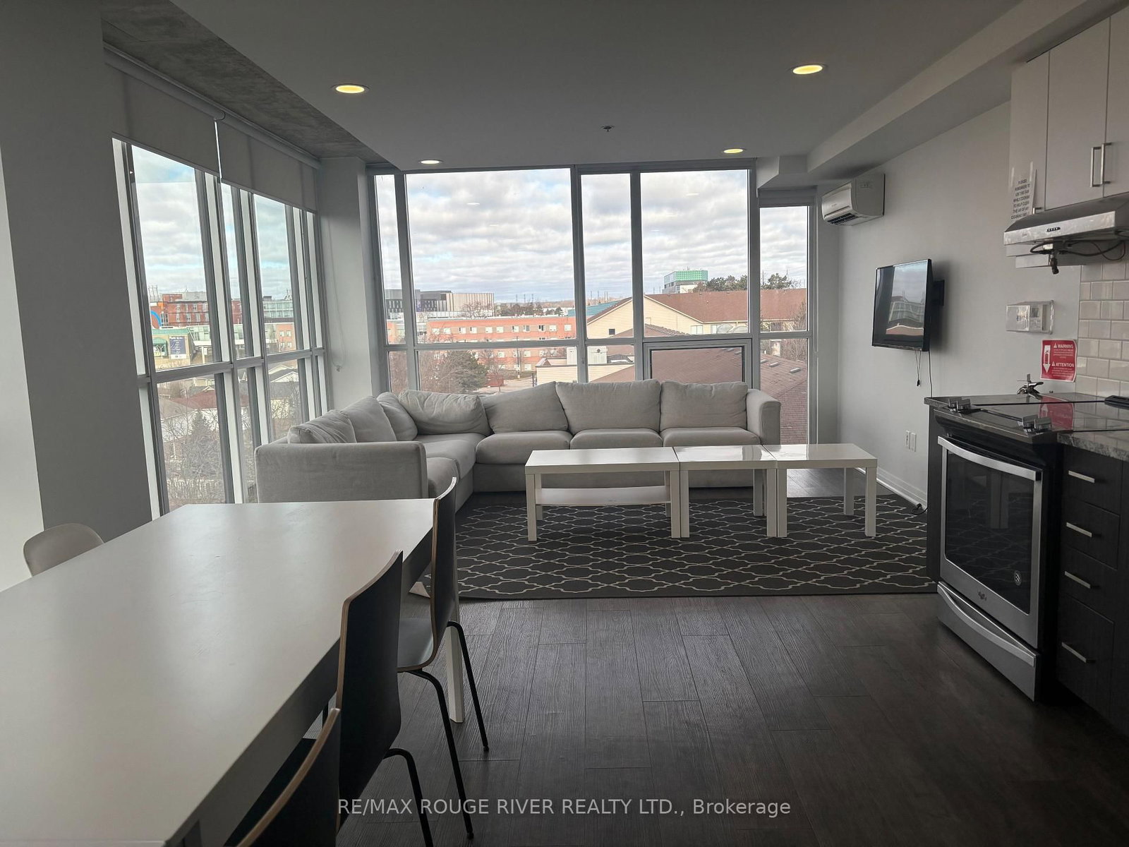 1900 Simcoe Street N, Unit 536 - Photo 26