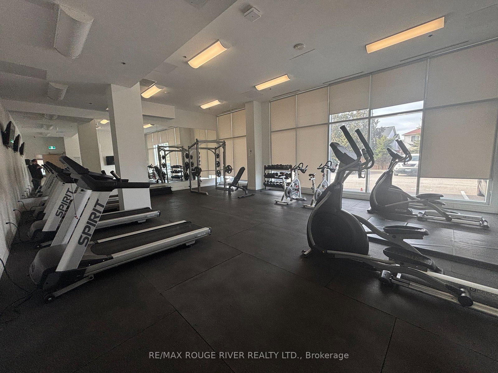 1900 Simcoe Street N, Unit 536 - Photo 30