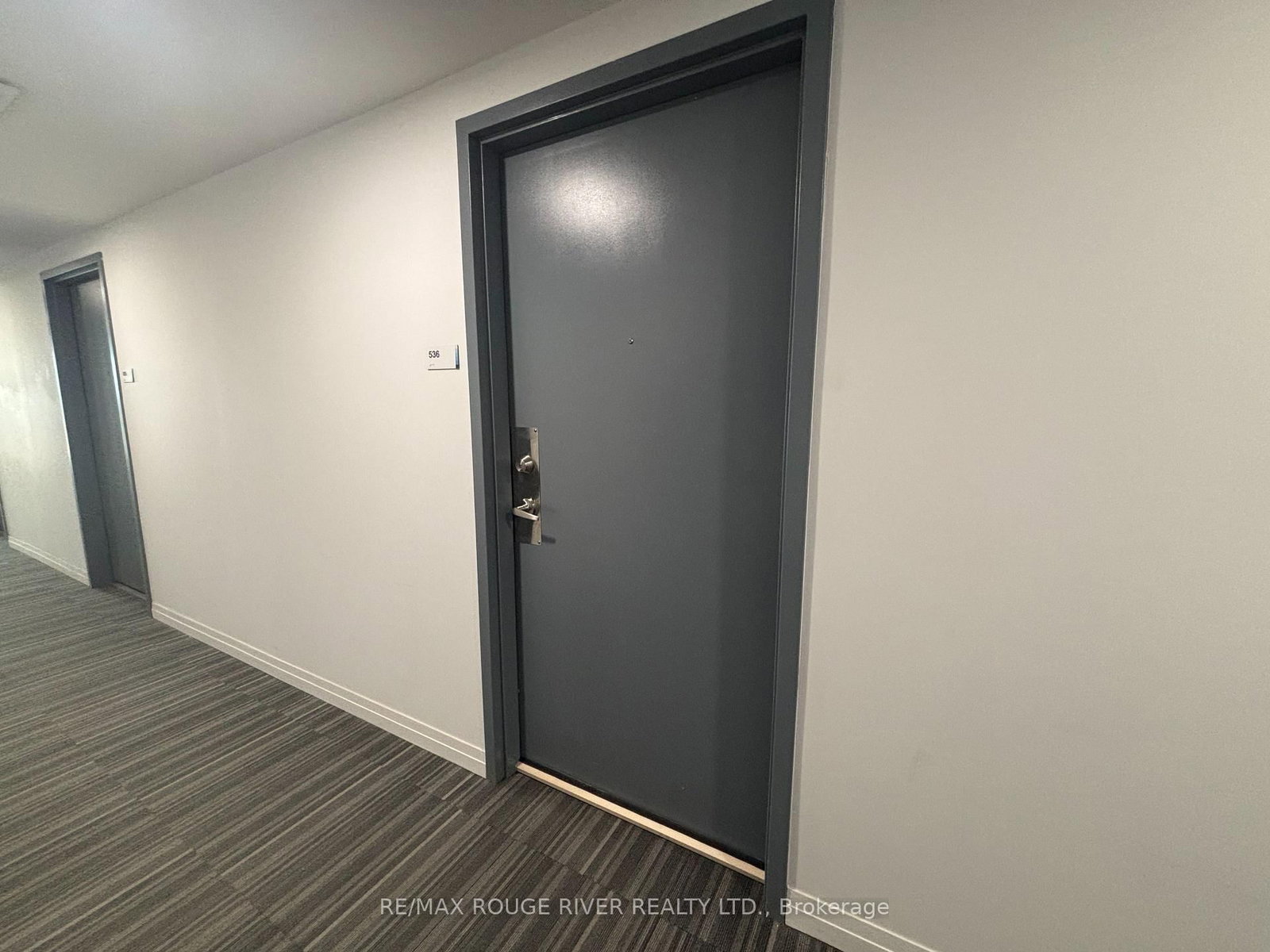 1900 Simcoe Street N, Unit 536 - Photo 4