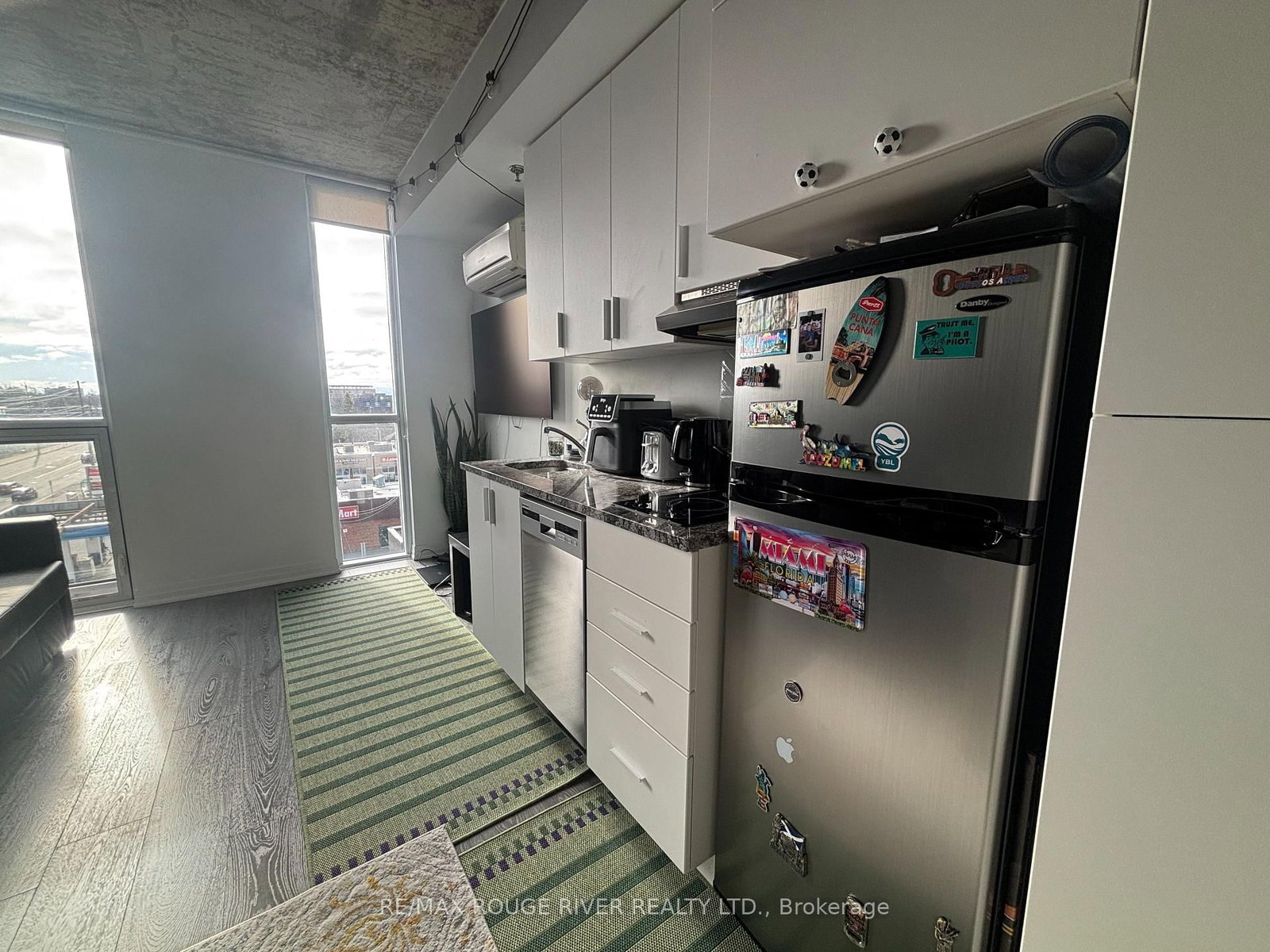 1900 Simcoe Street N, Unit 536 - Photo 8