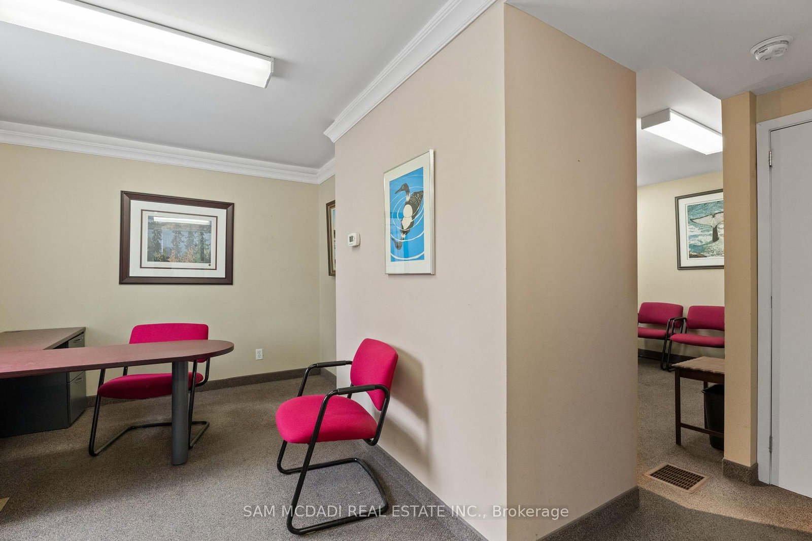 571 Kingston Road W - Photo 11