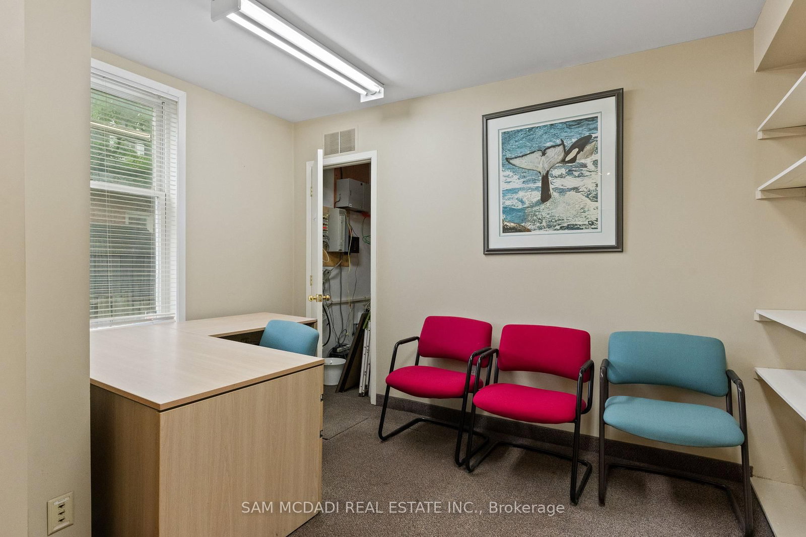 571 Kingston Road W - Photo 9