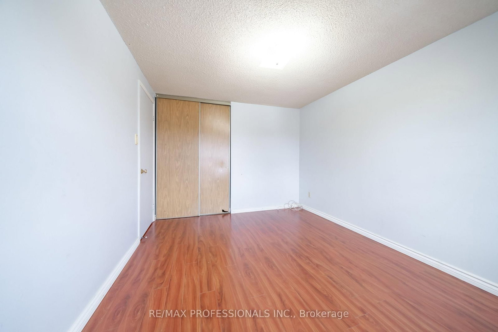 Detached House sold at 23 Jacob Fisher Drive, Toronto, Ontario, M1B 4K3 - Malvern - MLS: E12896374