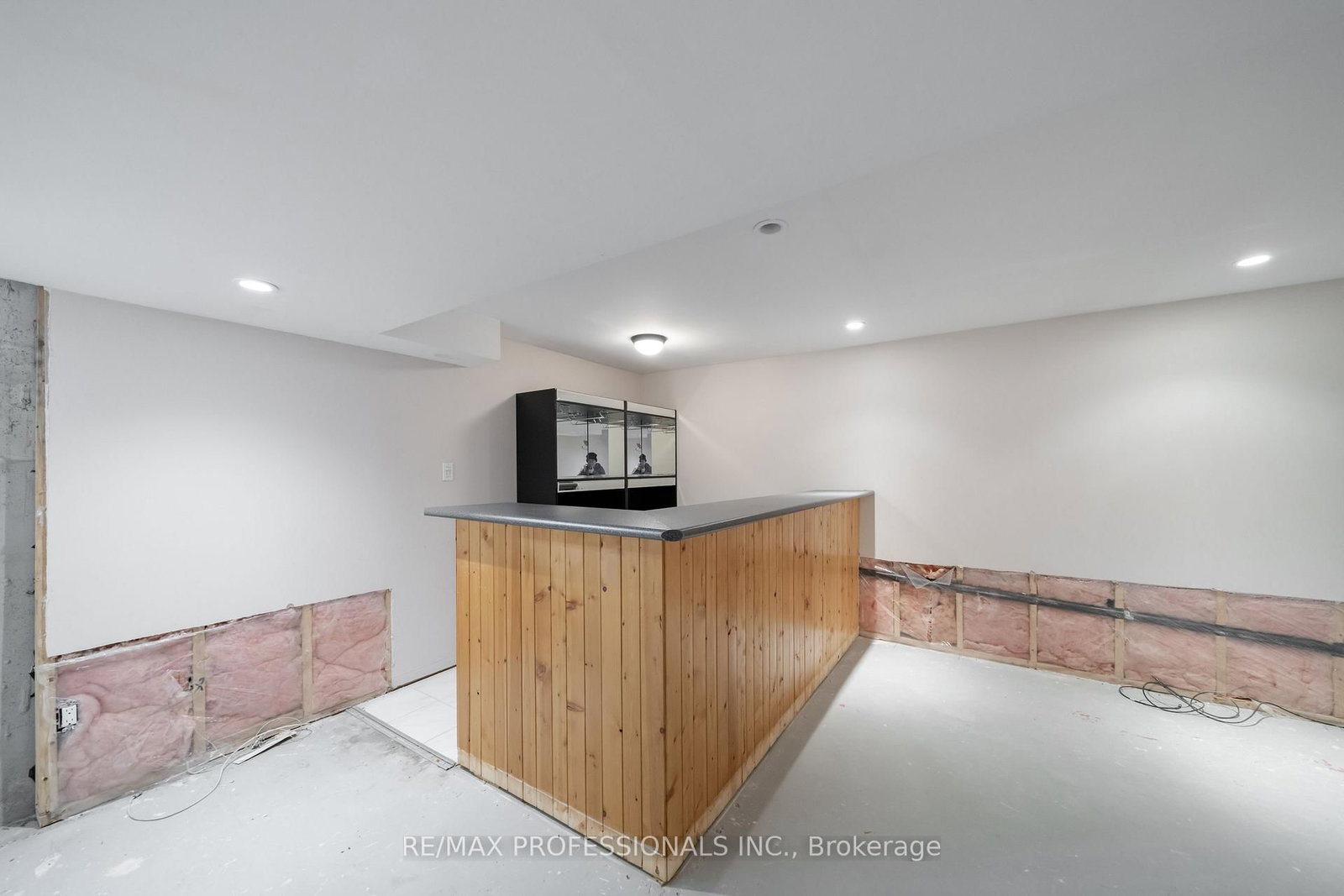 Detached House sold at 23 Jacob Fisher Drive, Toronto, Ontario, M1B 4K3 - Malvern - MLS: E12896374