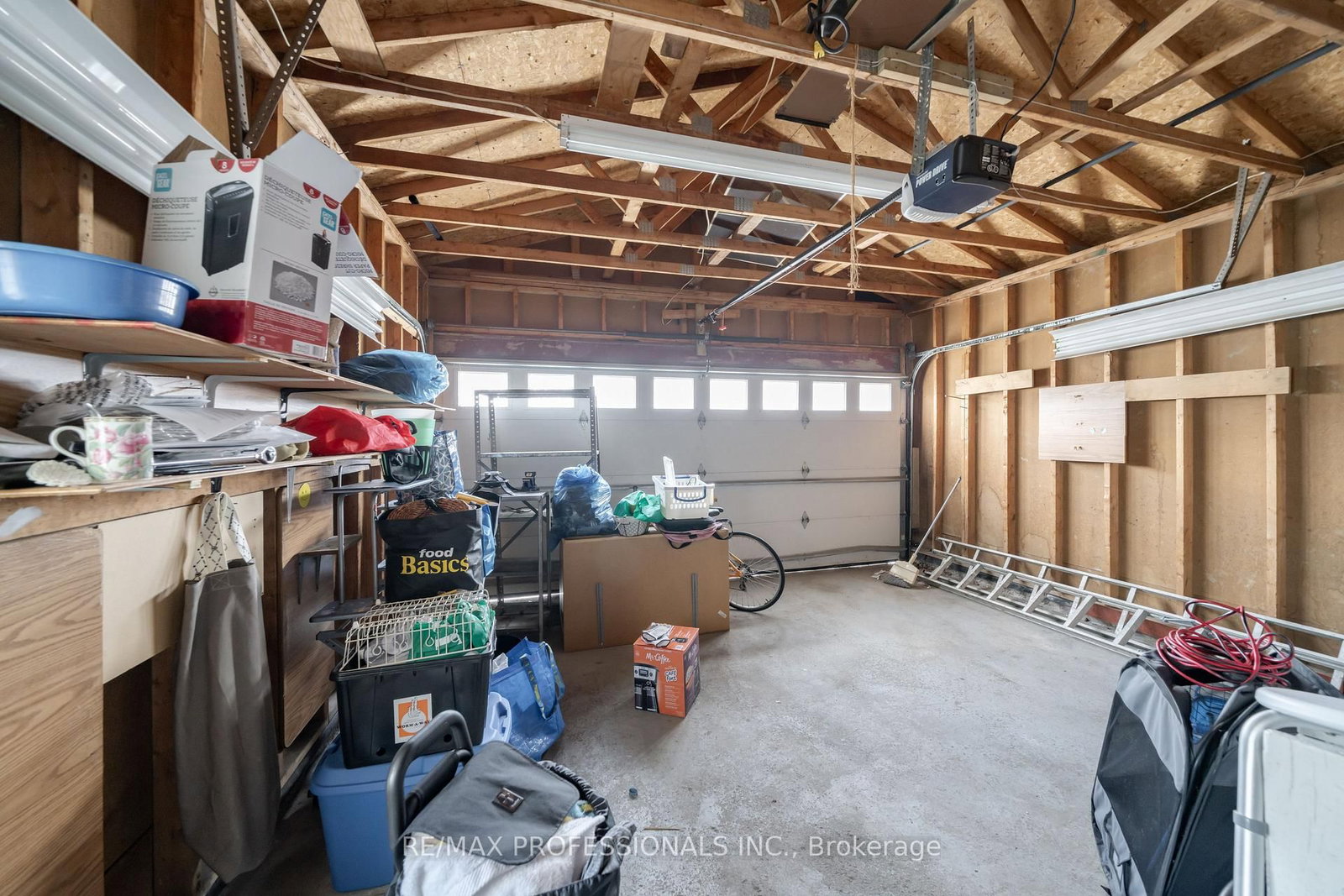 Detached House sold at 23 Jacob Fisher Drive, Toronto, Ontario, M1B 4K3 - Malvern - MLS: E12896374