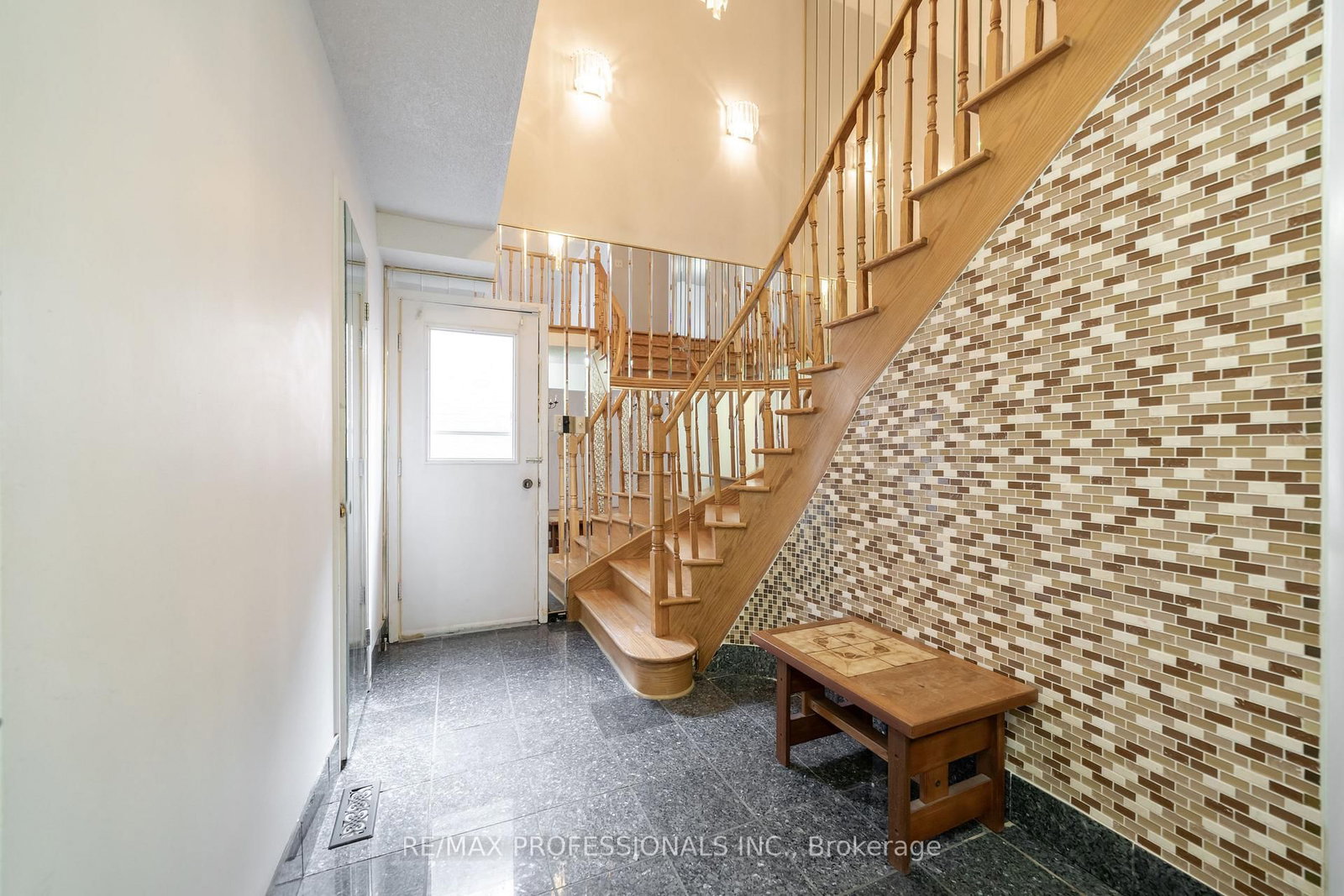 Detached House sold at 23 Jacob Fisher Drive, Toronto, Ontario, M1B 4K3 - Malvern - MLS: E12896374