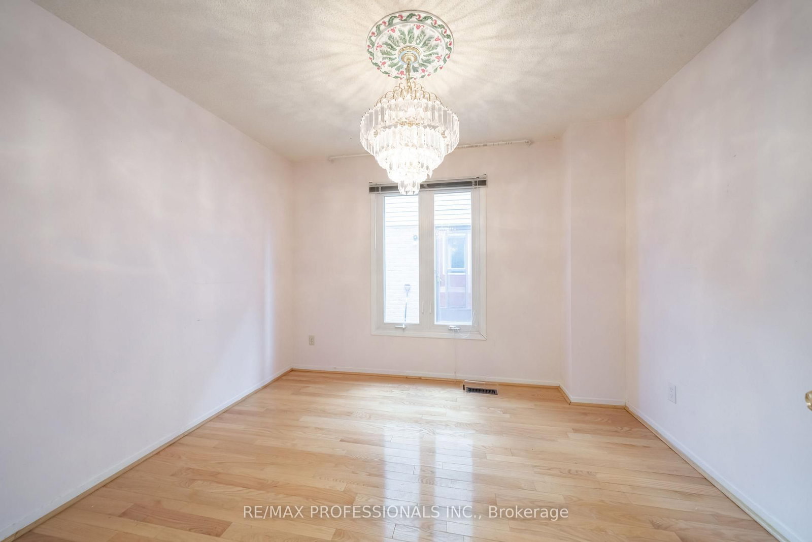 Detached House sold at 23 Jacob Fisher Drive, Toronto, Ontario, M1B 4K3 - Malvern - MLS: E12896374