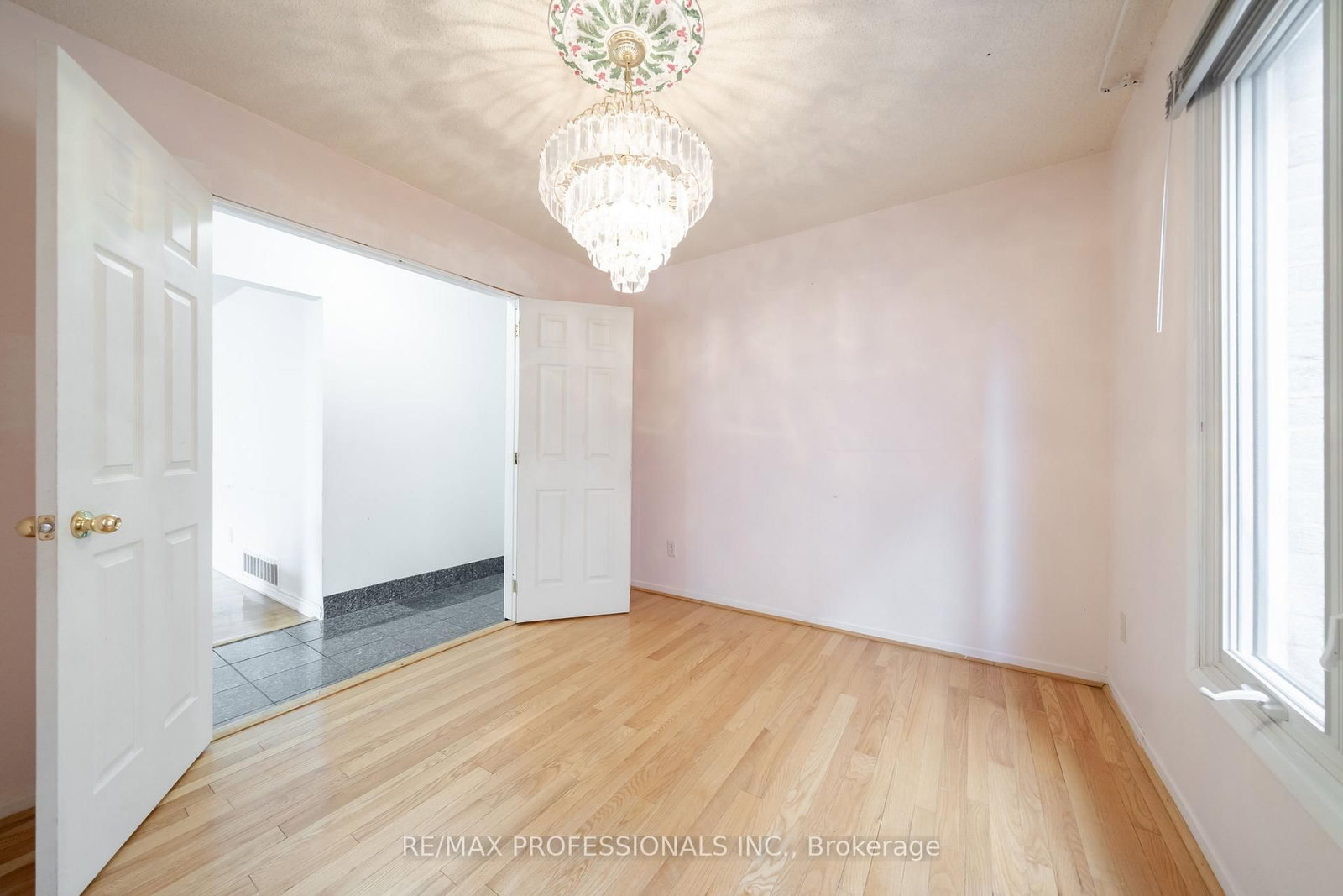 Detached House sold at 23 Jacob Fisher Drive, Toronto, Ontario, M1B 4K3 - Malvern - MLS: E12896374