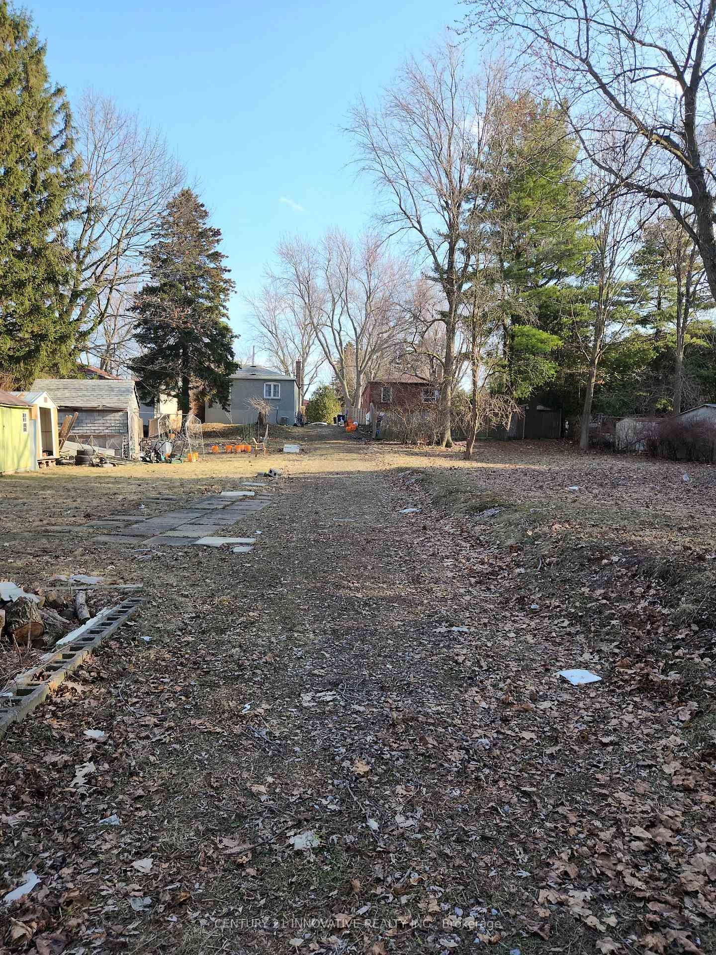 Detached House for sale at 64 Dale Avenue, Toronto, Ontario, M1J 3J5 - Guildwood - MLS: E12896414