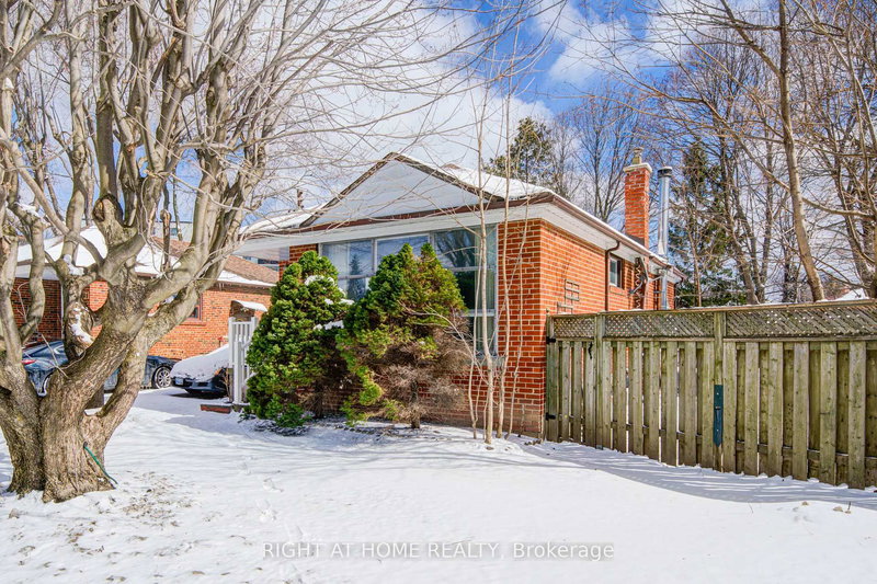 25 Strode Drive