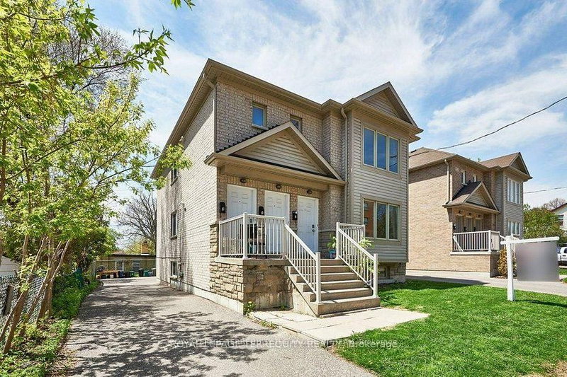 home for lease on 140 Mary Street N