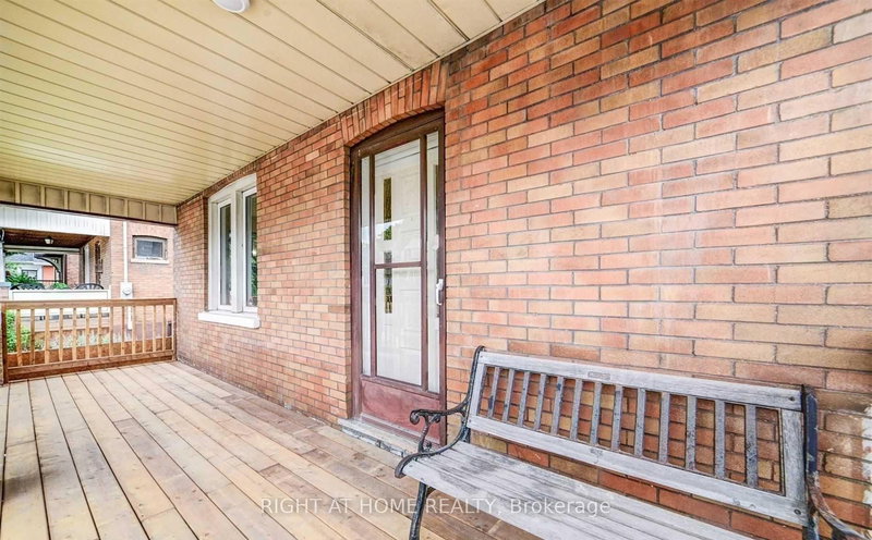 Bsmt - 35 Gibbons St, Oshawa, L1J 4X8 | Image 2