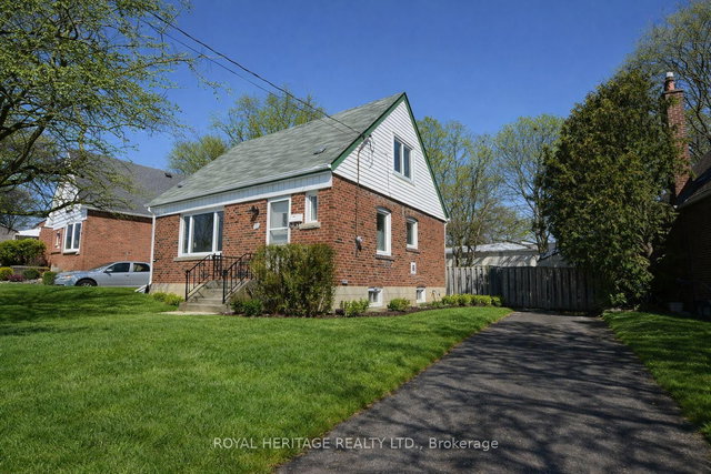 17 Kingswell Crescent