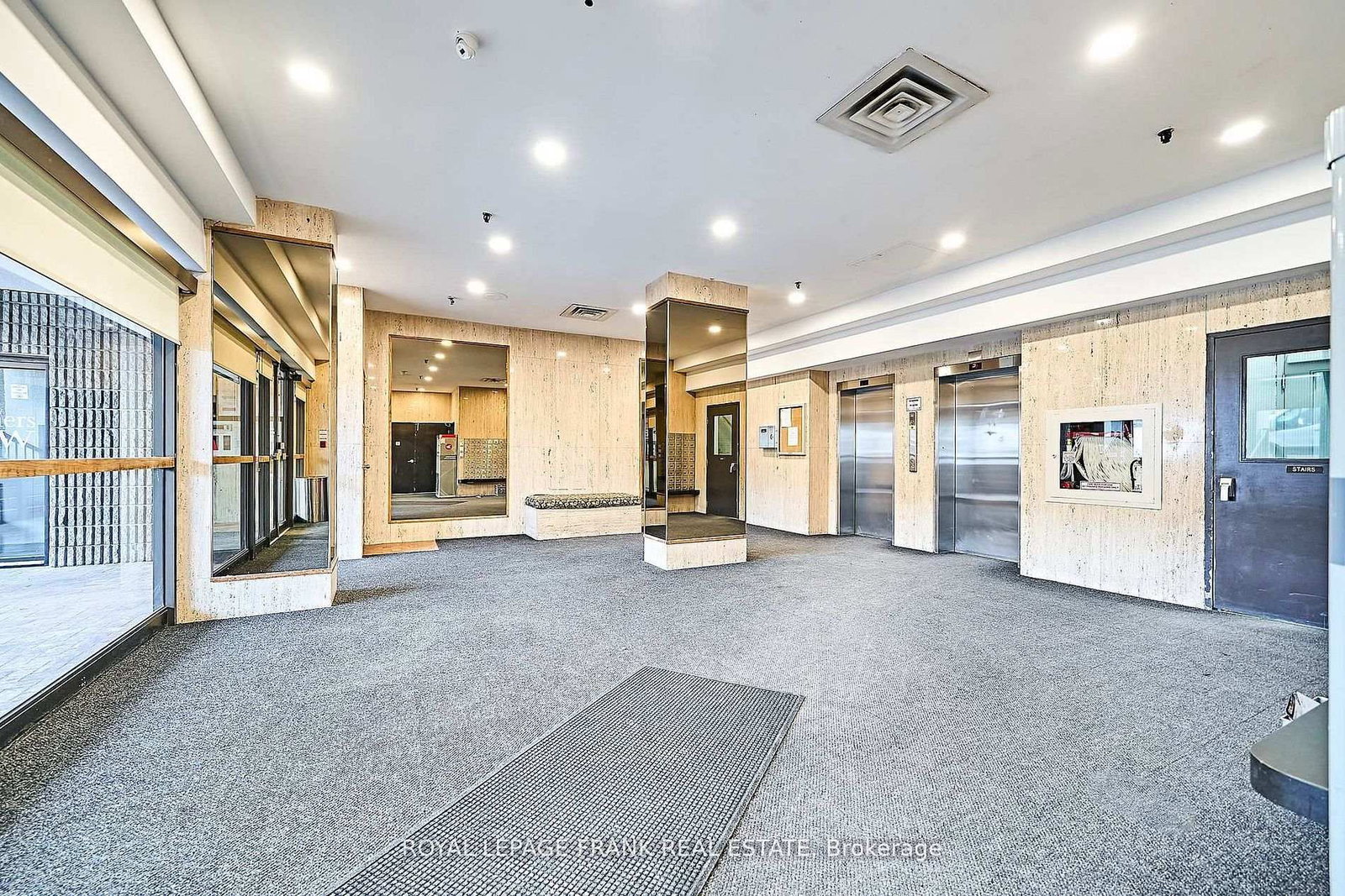 55 William Street E, Unit 505 - Photo 21