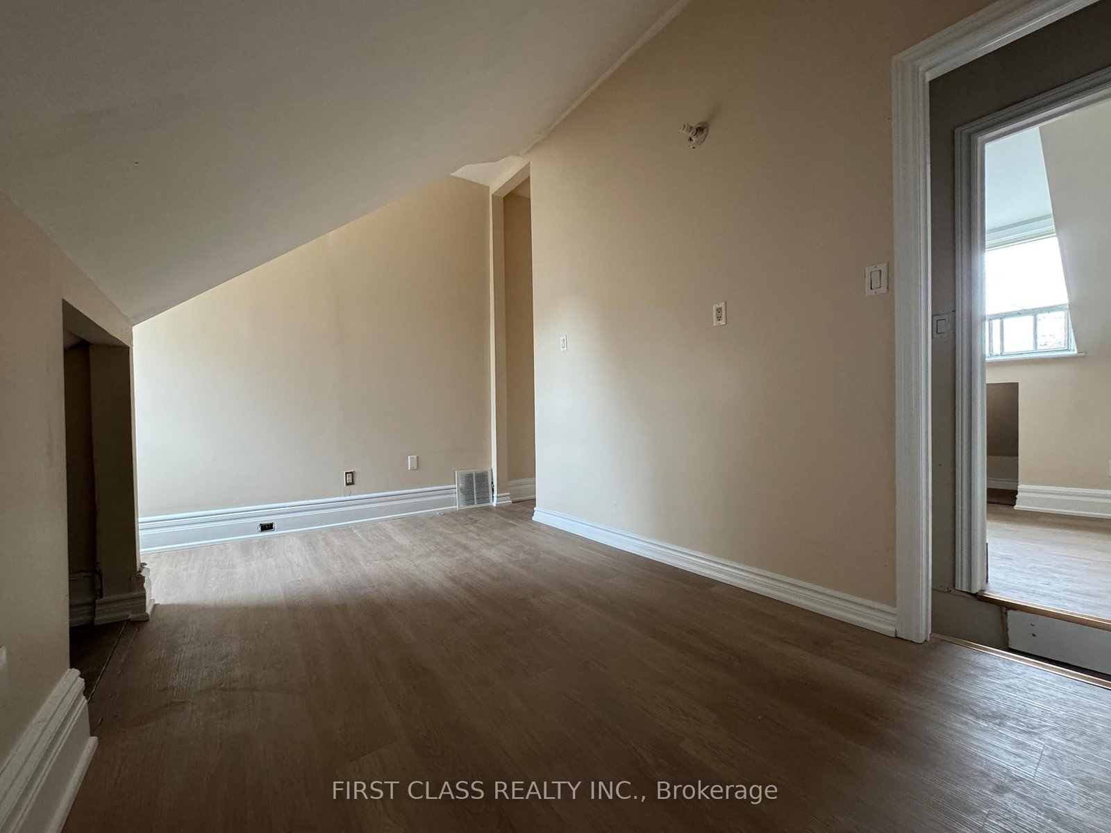 30 Endean Avenue, Unit Main - Photo 14