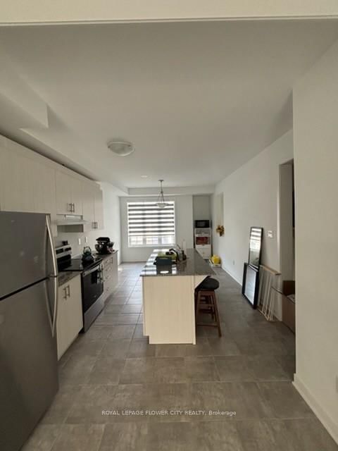 47 Selfridge Way, Whitby, L1N 0N9 | Image 2