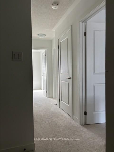 Townhouse for lease at 47 Selfridge Way, Whitby, Ontario, L1N 0N9 - Downtown Whitby - MLS: E12900584