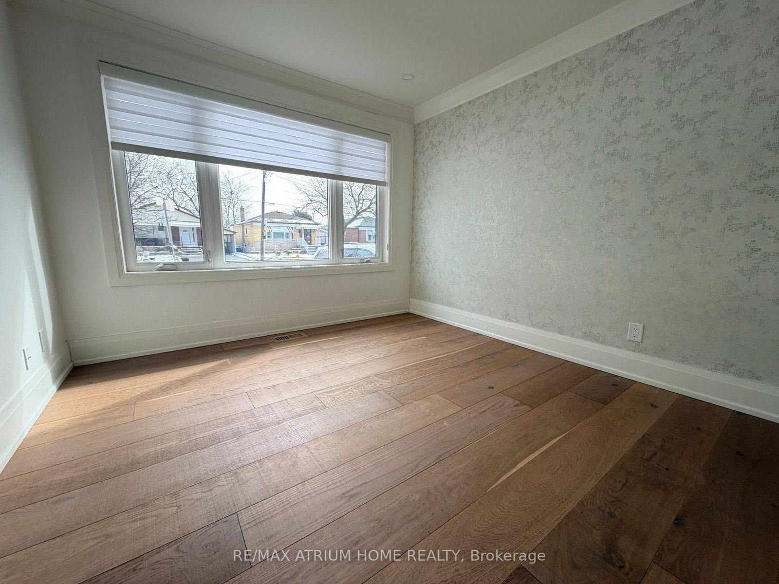 Detached House for lease at Main-136 Wye Valley Road, Toronto, Ontario, M1P 2B1 - Dorset Park - MLS: E12900770