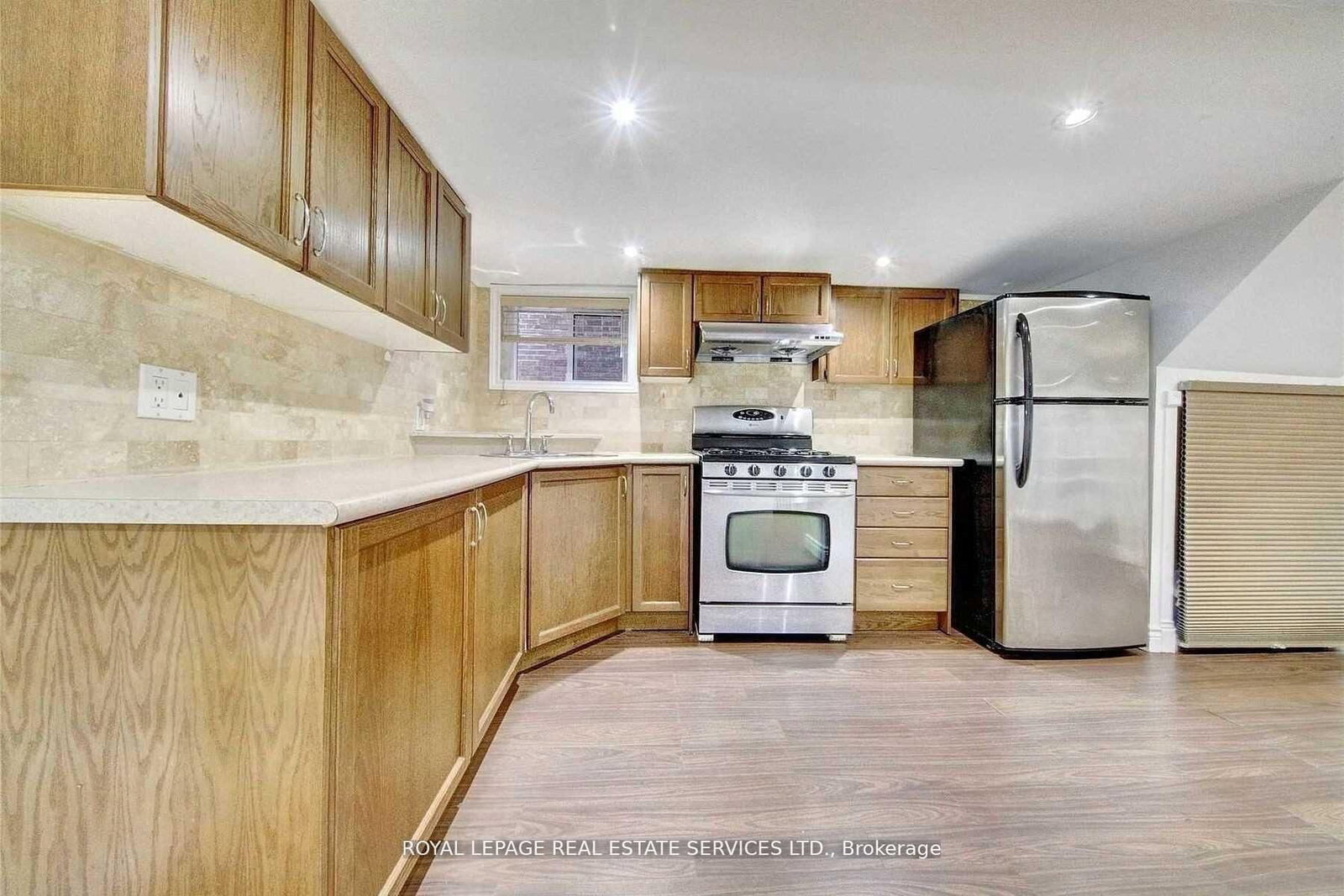 Detached House for lease at Lower-87 Dawes Road, Toronto, Ontario, M4C 5B2 - East End-Danforth - MLS: E12900816