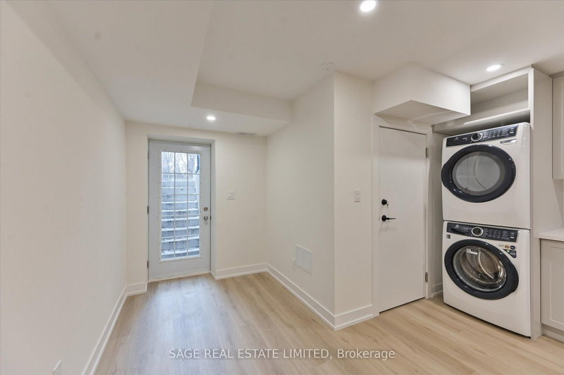 Lower - 91 Hogarth Ave, Toronto, M4K 1K5 | Image 3