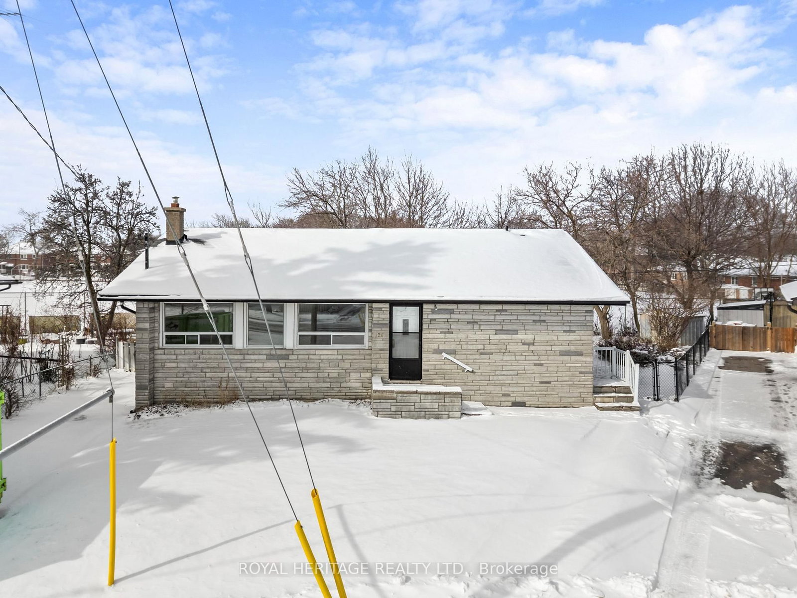 Listing Image 4