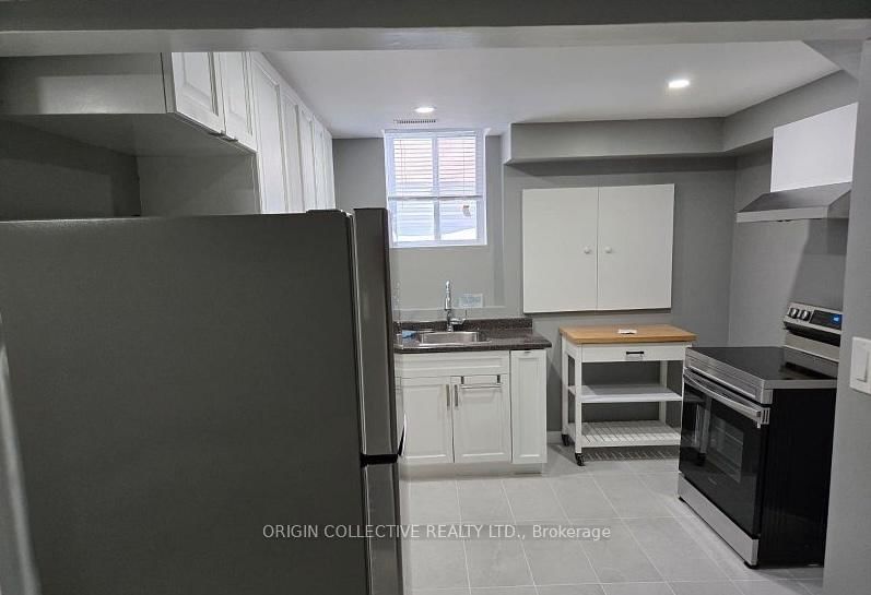 5 Hearthstone Cres, Clarington, Clarington, L1E 2X7 | Image 2