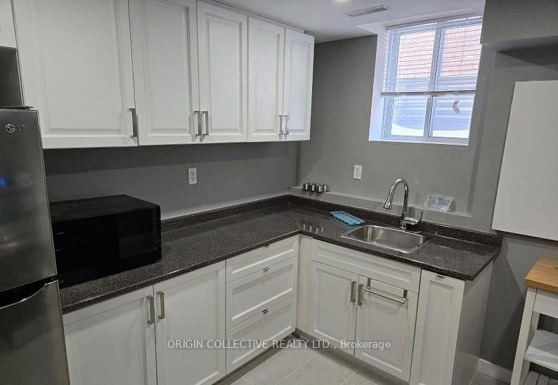 5 Hearthstone Cres, Clarington, Clarington, L1E 2X7 | Image 3