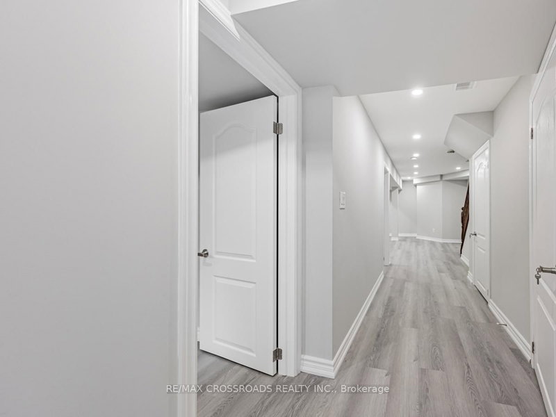 59 Bonnydon Cres, Toronto, M1B 5X2 | Image 2