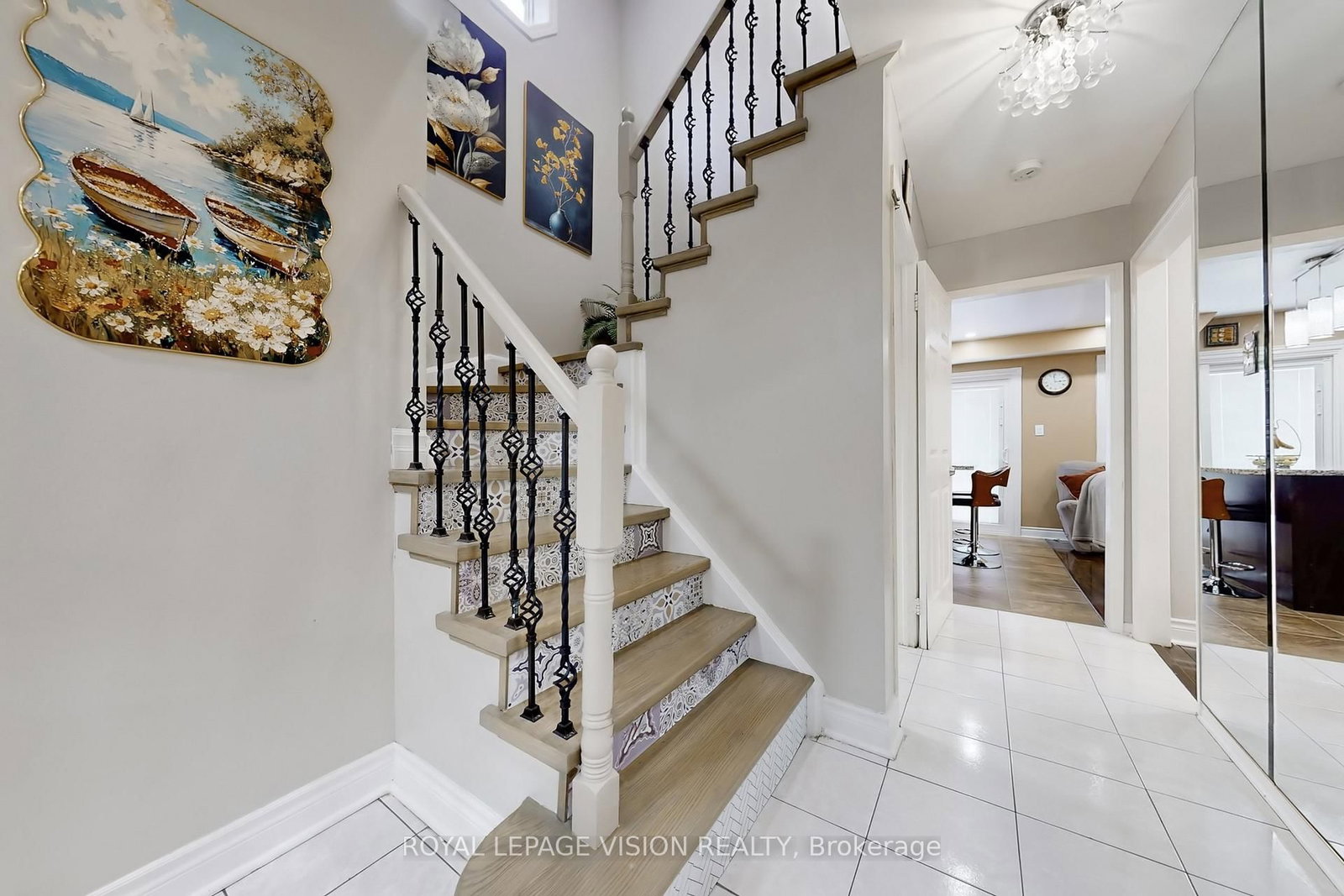 Detached House for sale at 1855 Ashford Drive, Pickering, Ontario, L1V 6E1 - Village East - MLS: E12902128