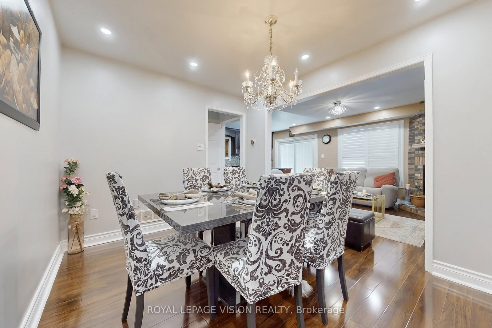 Detached House for sale at 1855 Ashford Drive, Pickering, Ontario, L1V 6E1 - Village East - MLS: E12902128