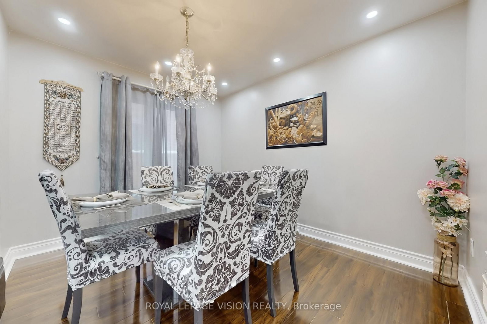 Detached House for sale at 1855 Ashford Drive, Pickering, Ontario, L1V 6E1 - Village East - MLS: E12902128