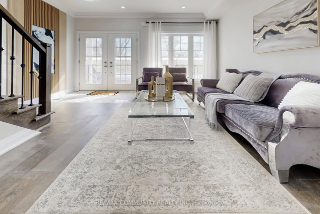 7 - 1741 Fairport Road