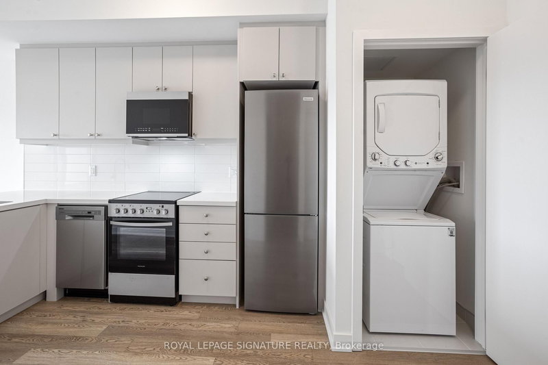 520 - 51 Clarington Blvd, Clarington, L1C 0A1 | Image 3