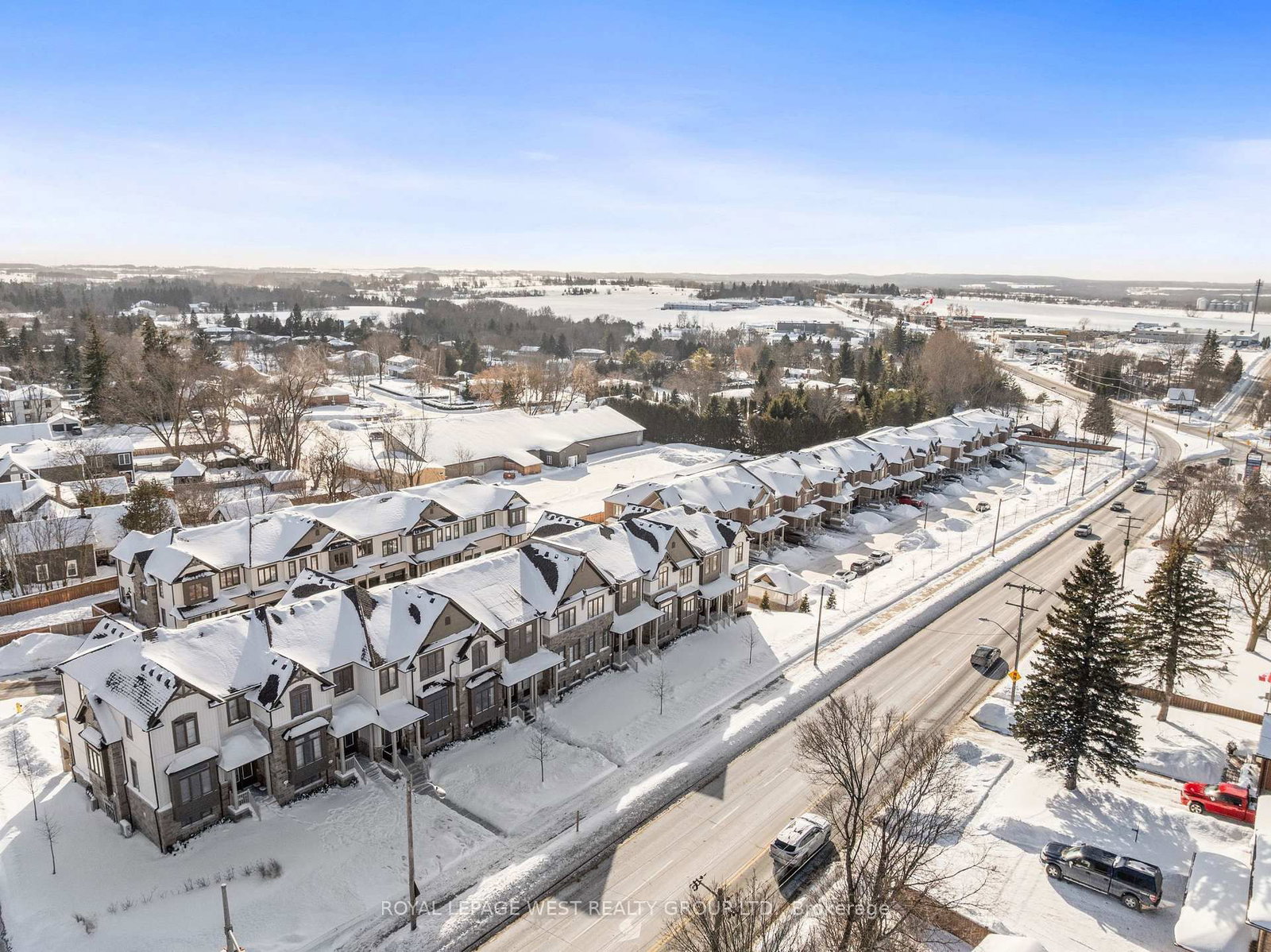 Townhouse for sale at 15 Shand Lane, Scugog, Ontario, L9L 0C7 - Port Perry - MLS: E12903124