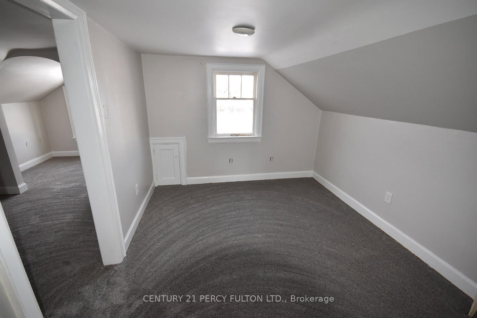 361 Bond Street E - Photo 10