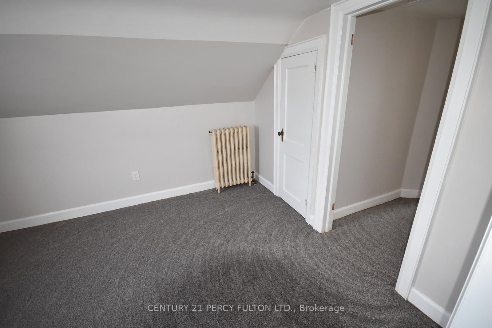 361 Bond Street E - Photo 9