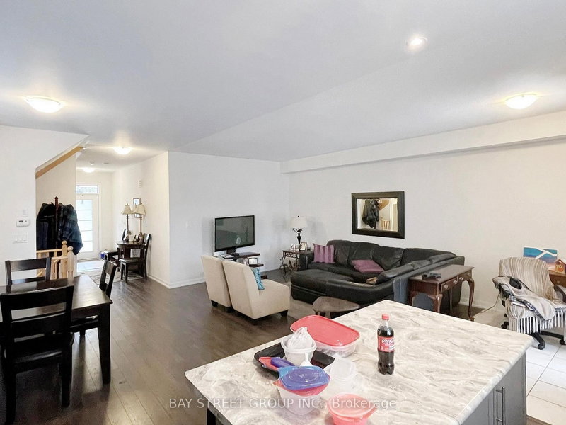 2 Longshore Way, Whitby, L1N 0M1 | Image 3