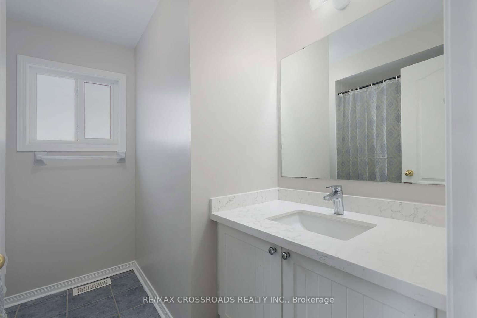 Detached House for sale at 510 Hickory Street, Whitby, Ontario, L1N 9W8 - Downtown Whitby - MLS: E12904046