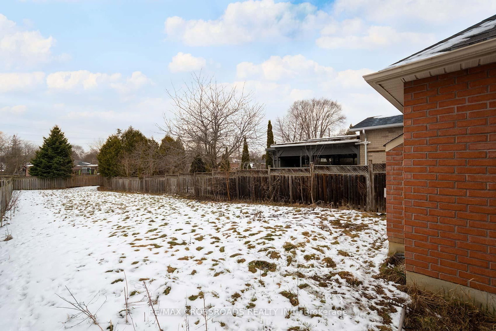 Detached House for sale at 510 Hickory Street, Whitby, Ontario, L1N 9W8 - Downtown Whitby - MLS: E12904046