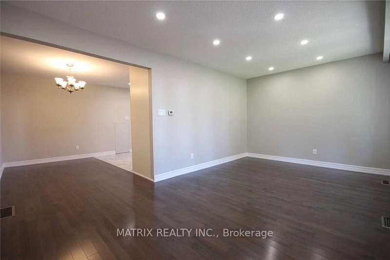 517 Grenfell St, Oshawa, L1J 4W8 | Image 3