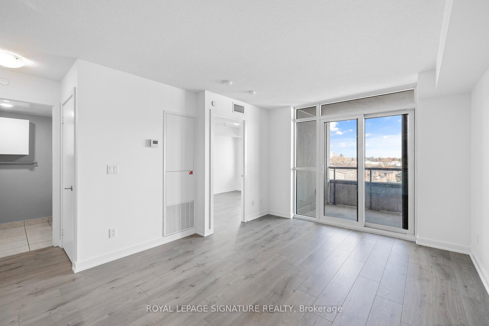 Condo for lease at 416-8 Trent Avenue, Toronto, Ontario, M4C 0A6 - East End-Danforth - MLS: E12904402